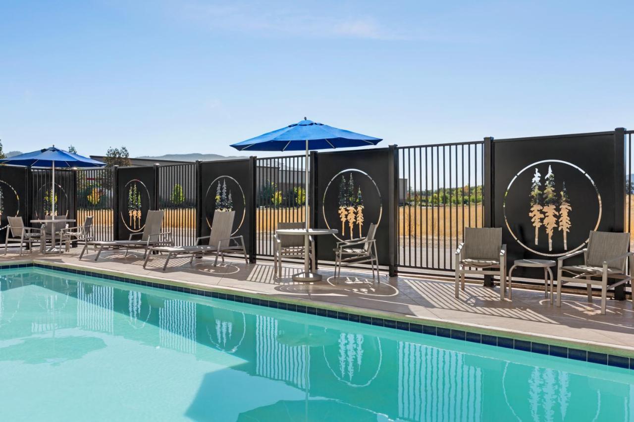 Holiday Inn Express & Suites - Ukiah By Ihg Luaran gambar